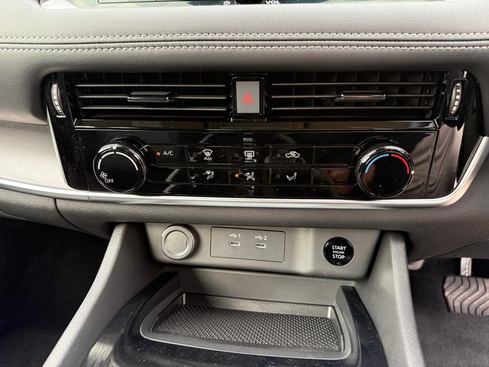 2026 Nissan X-TRAIL ST