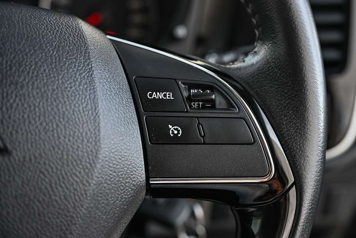 2017 Mitsubishi Outlander LS