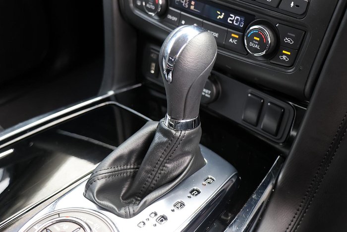 2024 Nissan Patrol Warrior Y62 MY24 4X4 Dual Range Black Obsidian