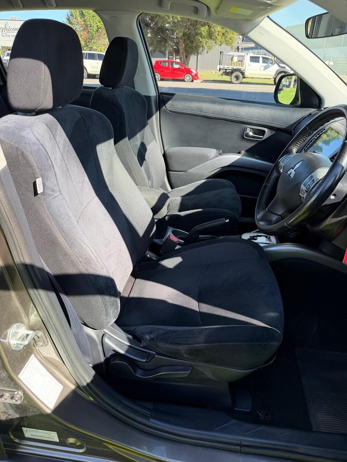 2012 Mitsubishi Outlander VR