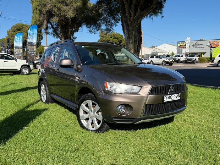 2012 Mitsubishi Outlander VR