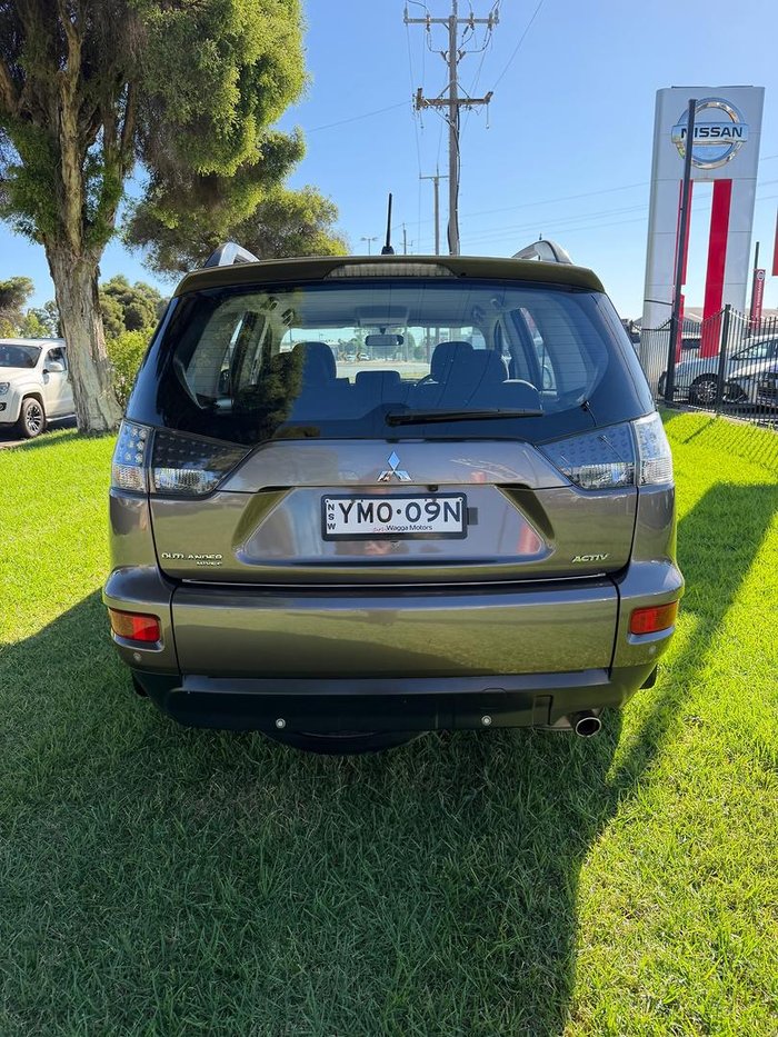 2012 Mitsubishi Outlander VR