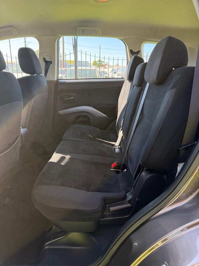 2012 Mitsubishi Outlander VR