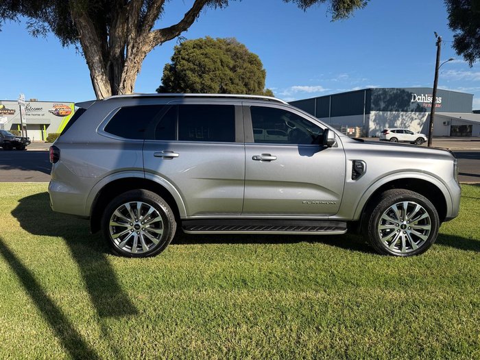 2025 Ford Everest Platinum