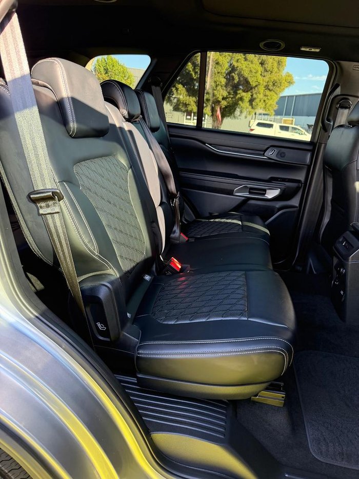 2025 Ford Everest Platinum