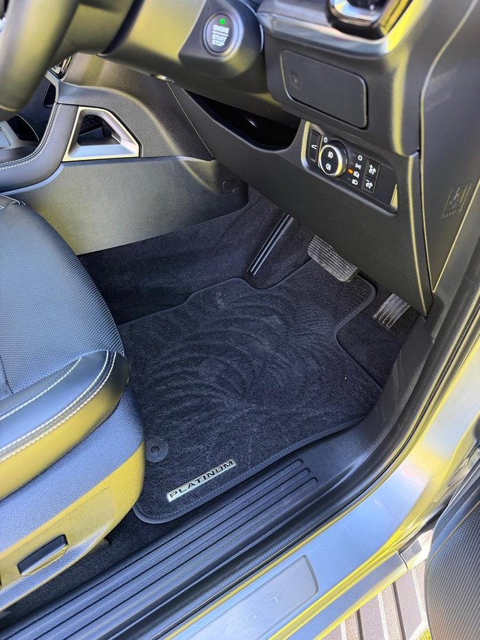 2025 Ford Everest Platinum