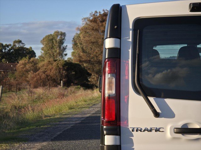 2021 Renault Trafic Premium 125kW