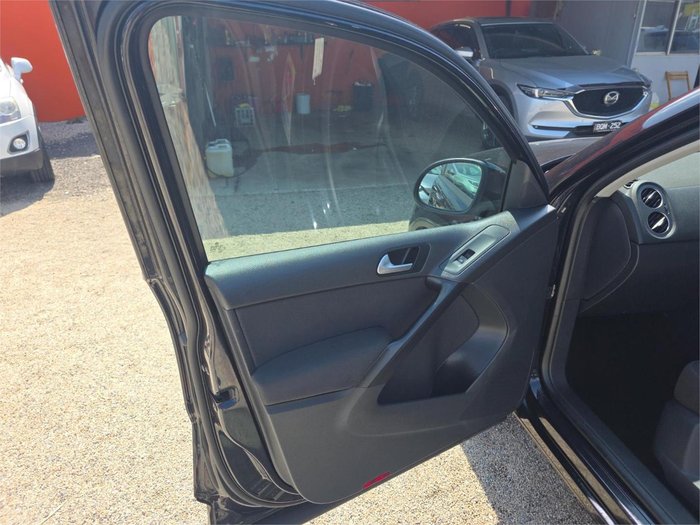 2012 Volkswagen Tiguan 132TSI Pacific 5N MY13 Four Wheel Drive Deep Black