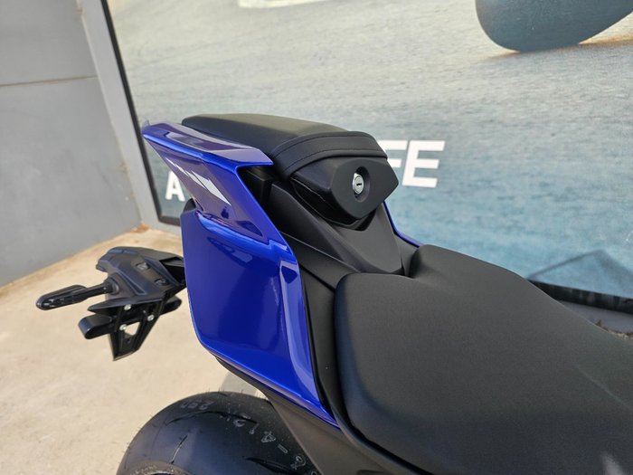 2026 Yamaha YZF-R9 Blue
