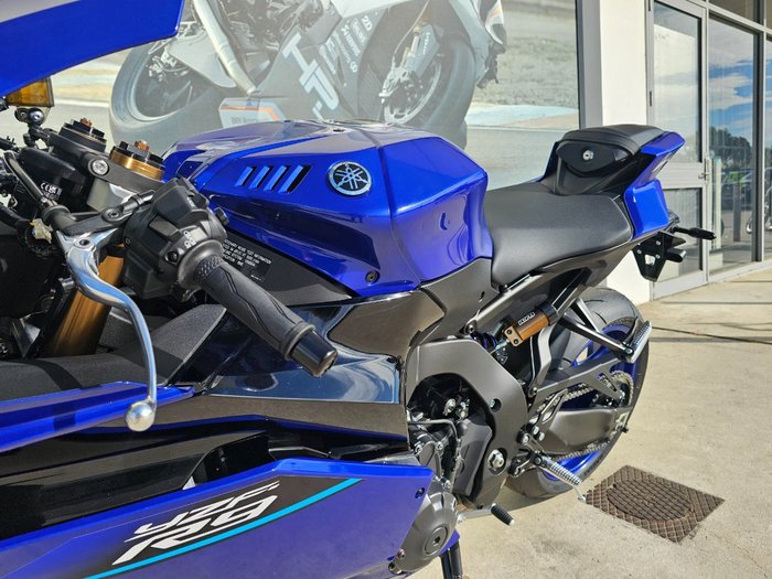 2026 Yamaha YZF-R9 Blue