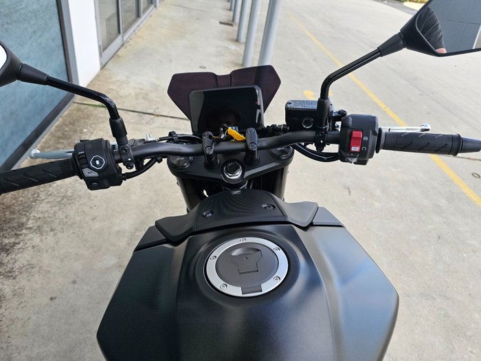 2025 Honda CB750 (HORNET) Black