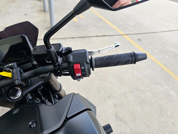 2025 Honda CB750 (HORNET) Black