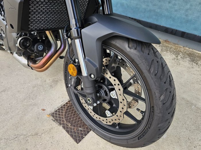 2025 Honda CB750 (HORNET) Black