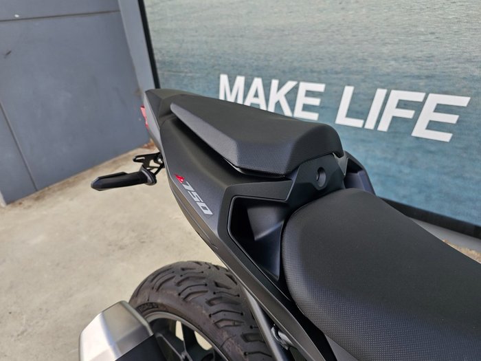 2025 Honda CB750 (HORNET) Black