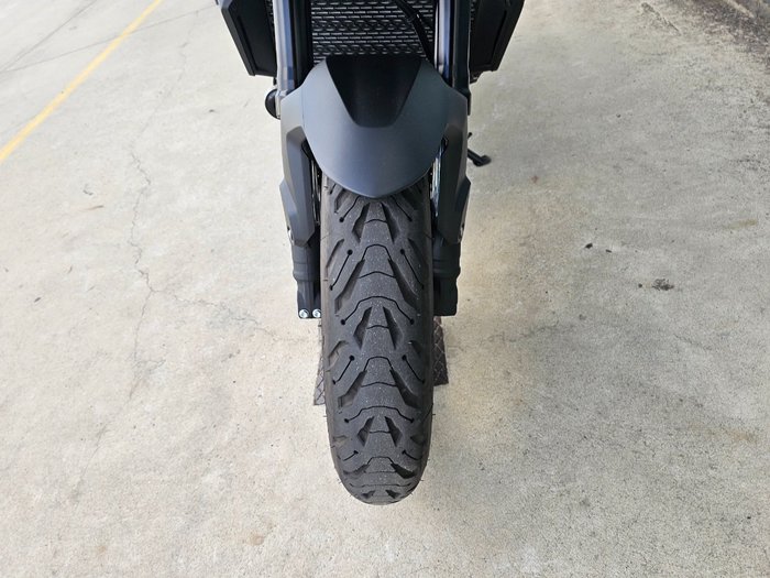 2025 Honda CB750 (HORNET) Black