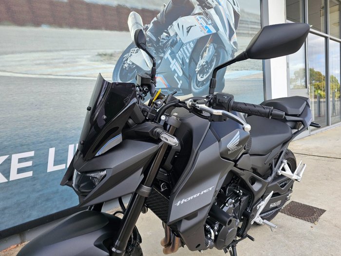 2025 Honda CB750 (HORNET) Black