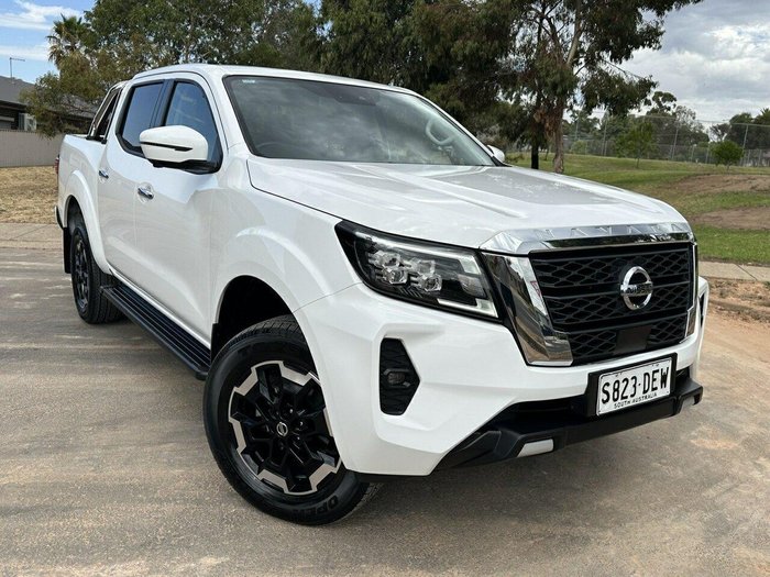 2024 Nissan Navara ST-X