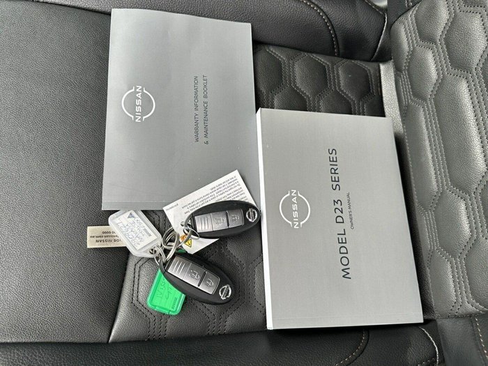 2024 Nissan Navara ST-X