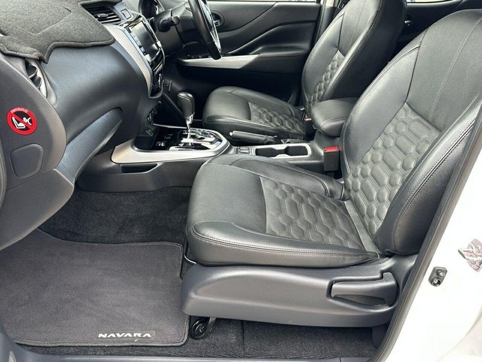 2024 Nissan Navara ST-X