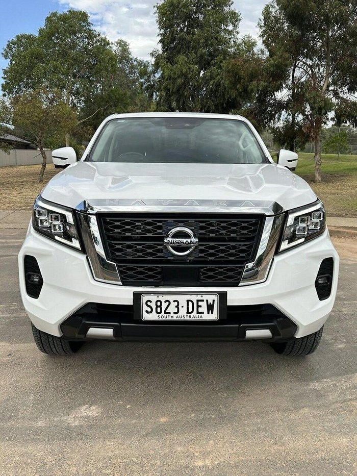 2024 Nissan Navara ST-X