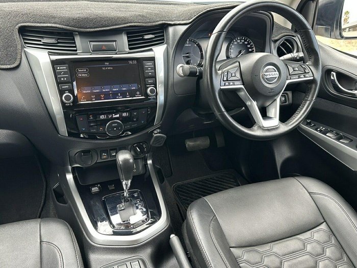 2024 Nissan Navara ST-X