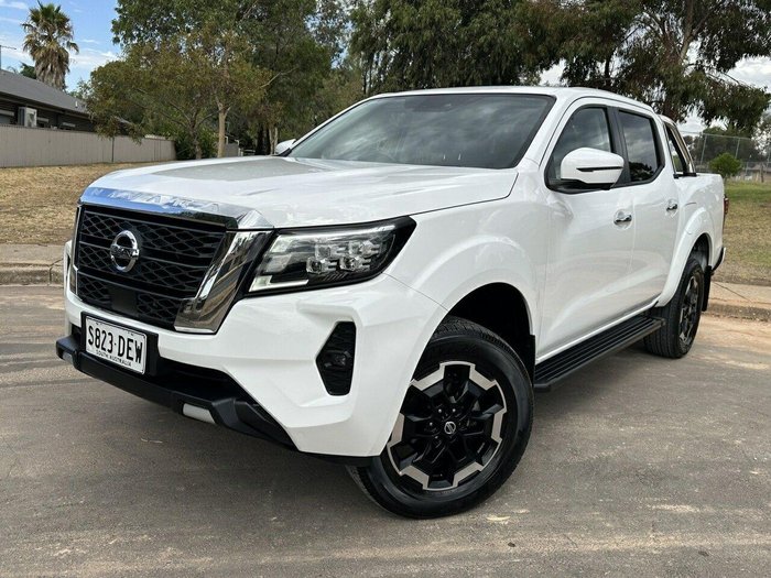 2024 Nissan Navara ST-X