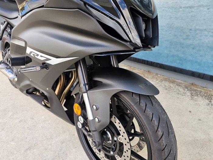 2024 Yamaha YZF-R7LA Black