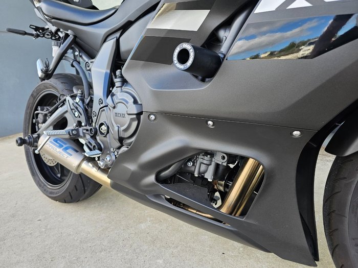 2024 Yamaha YZF-R7LA Black