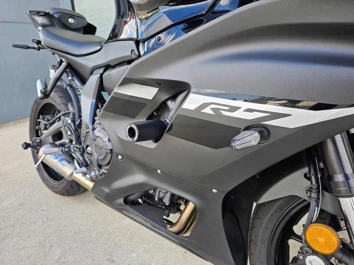 2024 Yamaha YZF-R7LA Black