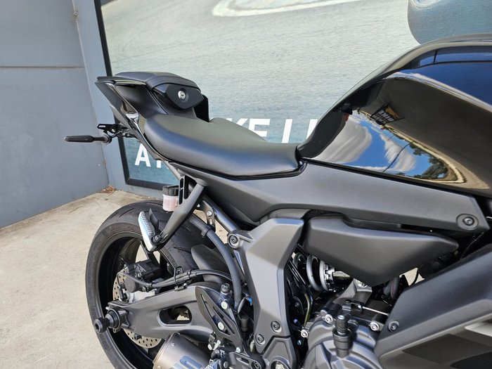 2024 Yamaha YZF-R7LA Black