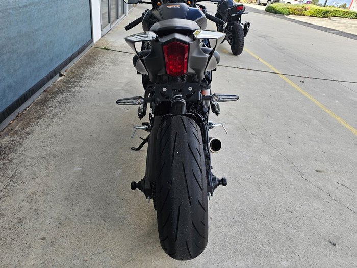 2024 Yamaha YZF-R7LA Black