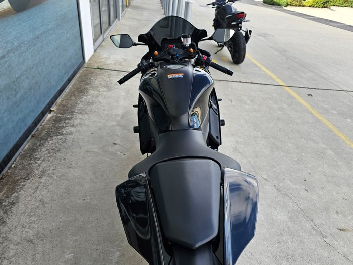 2024 Yamaha YZF-R7LA Black