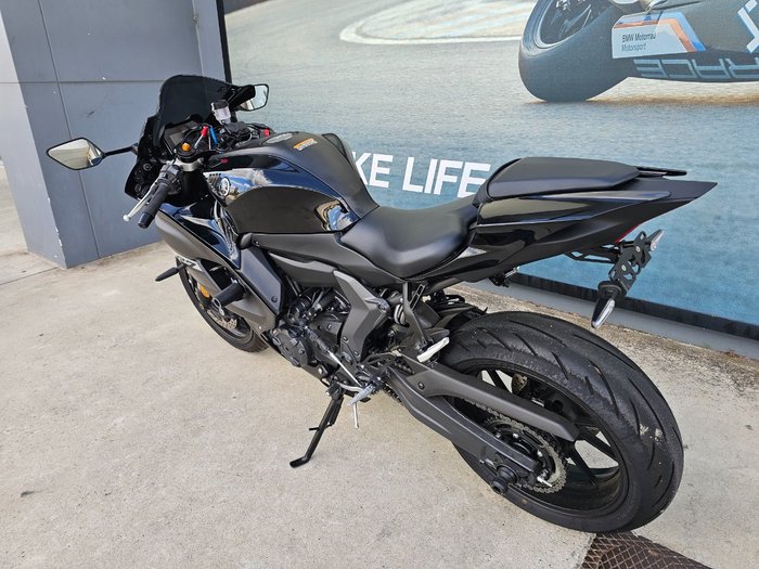 2024 Yamaha YZF-R7LA Black