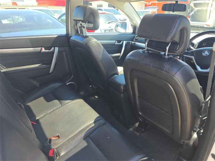 2018 Holden Captiva Active CG MY18 Summit White