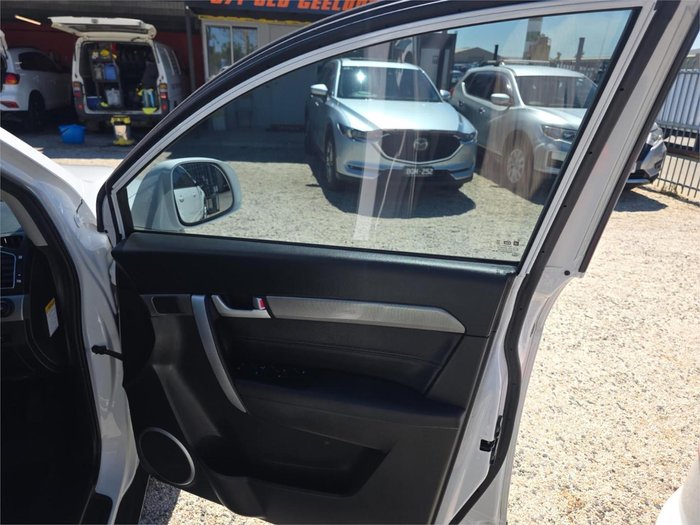 2018 Holden Captiva Active CG MY18 Summit White