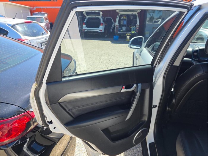 2018 Holden Captiva Active CG MY18 Summit White