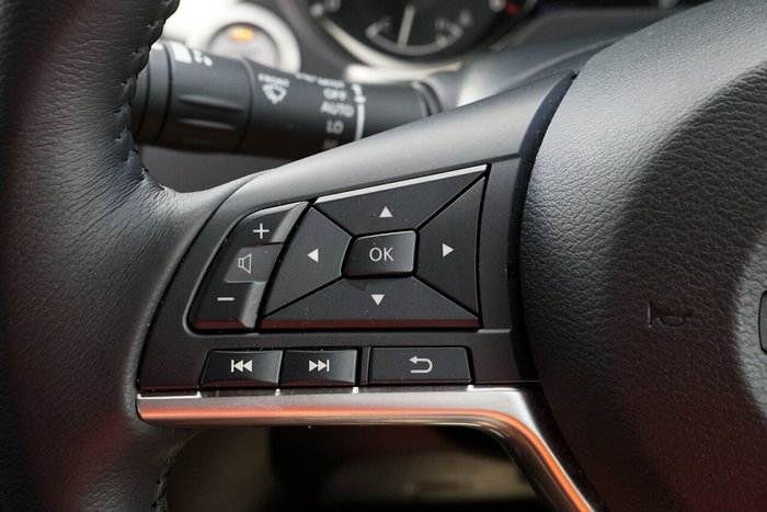 2024 Nissan Navara ST-X