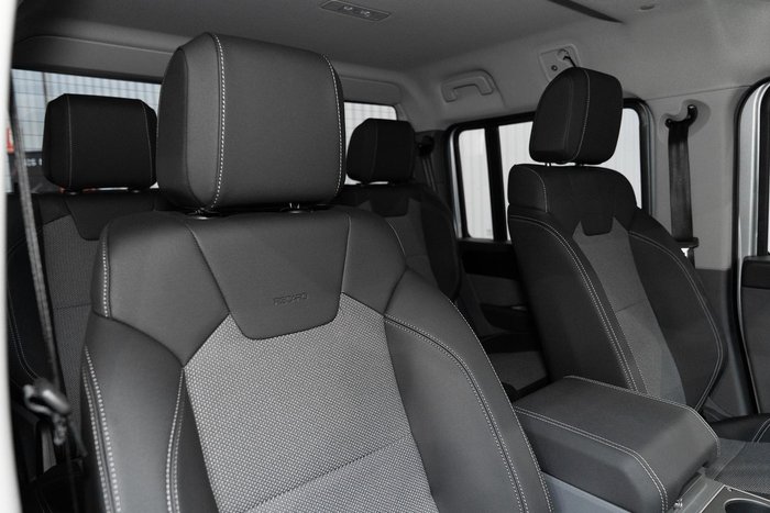 2024 INEOS Grenadier Quartermaster Trialmaster Edition MY24 4X4 Dual Range Sterling Silver