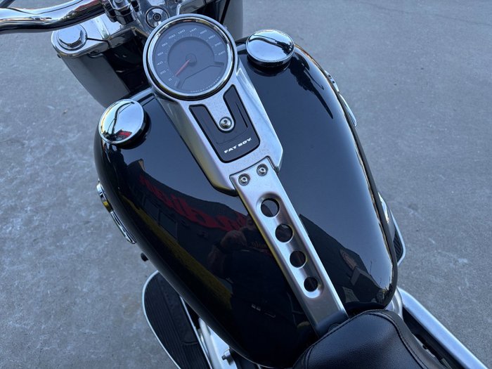 2018 HARLEY-DAVIDSON FLFBS FAT BOY