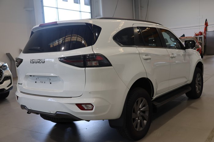 2024 Isuzu MU-X LS-U