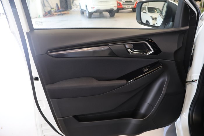 2024 Isuzu MU-X LS-U