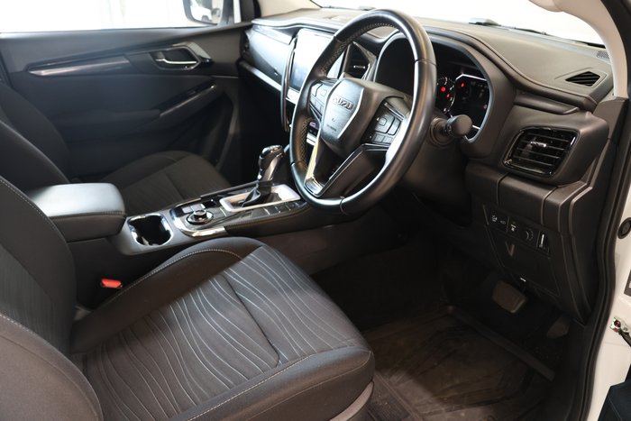 2023 Isuzu MU-X LS-U