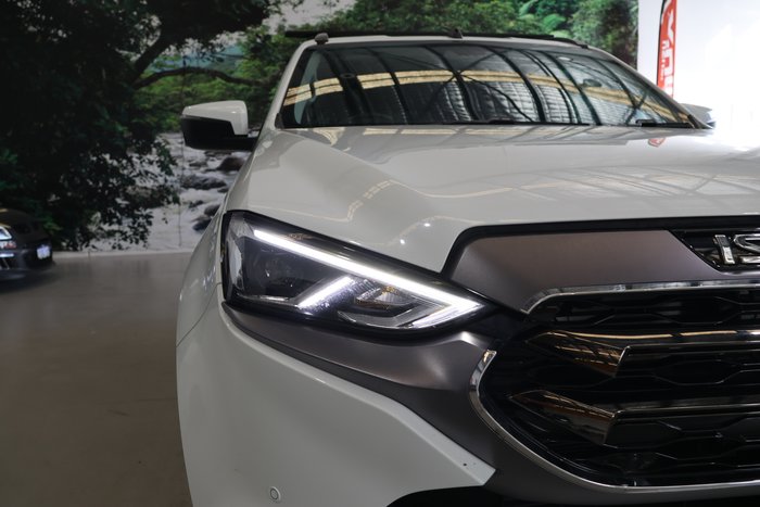 2023 Isuzu MU-X LS-U