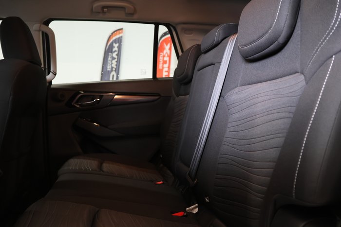 2023 Isuzu MU-X LS-U