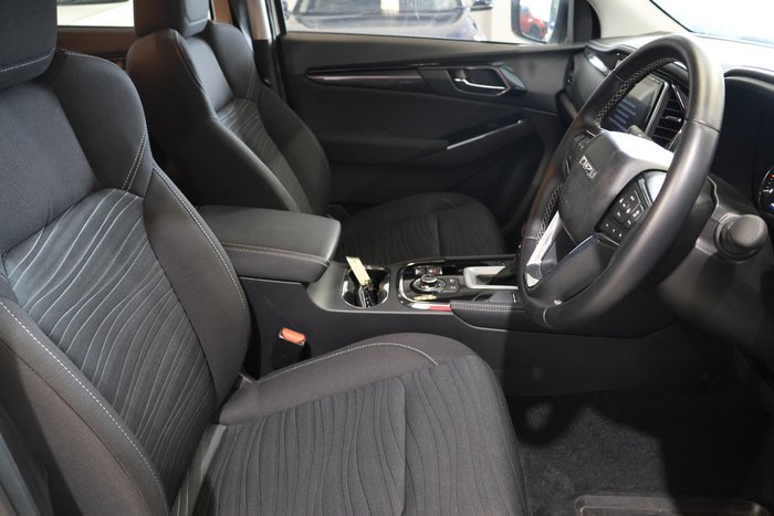 2023 Isuzu MU-X LS-U