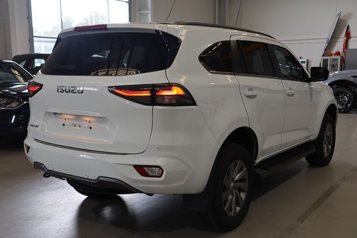 2023 Isuzu MU-X LS-U