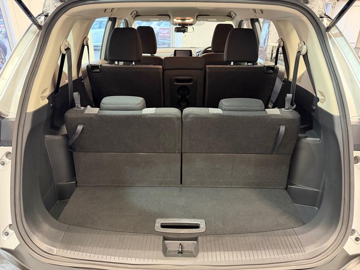 2024 Nissan X-TRAIL ST