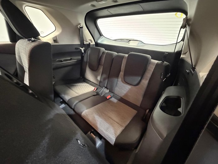 2024 Nissan X-TRAIL ST