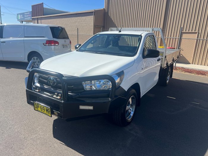 2021 Toyota Hilux Workmate TGN121R 4x2 Glacier White