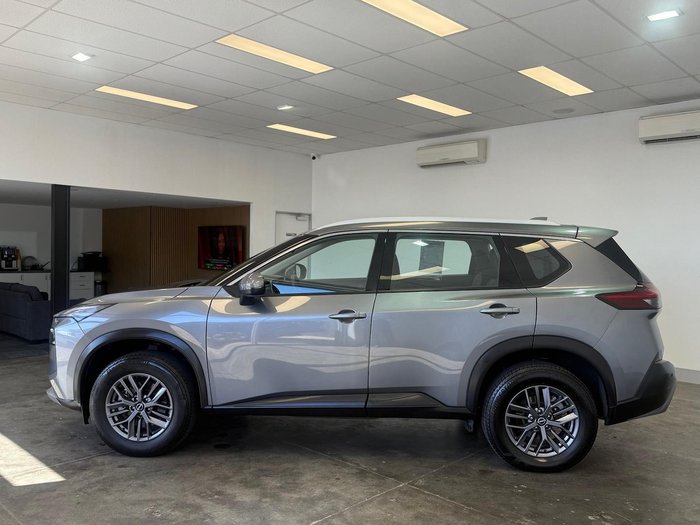 2024 Nissan X-TRAIL ST